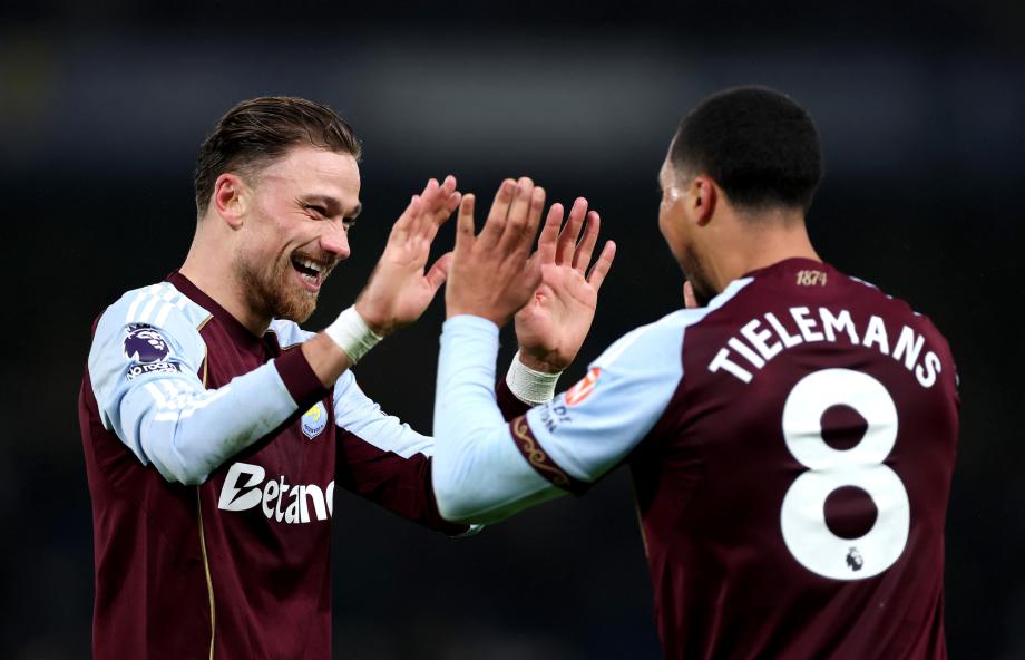 英超-沃特金斯替补双响 阿斯顿维拉2-1逆转切尔西